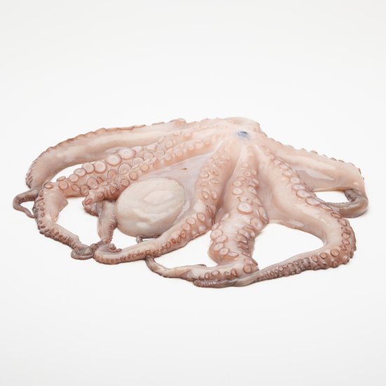 Chobotnica čistená s kožou