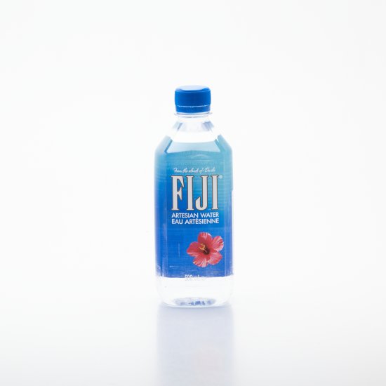 Pramenitá voda FIJI 500ml